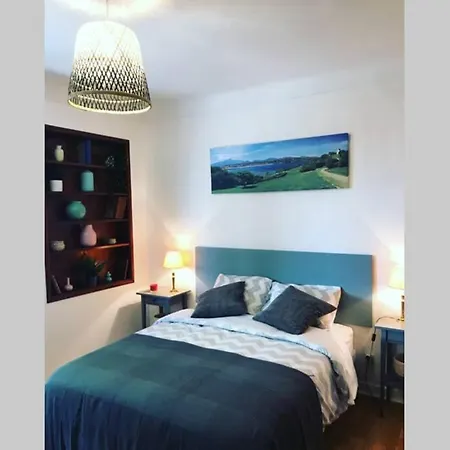 De Charme Parc Fleuri, Arbore Et Piscine A Villa