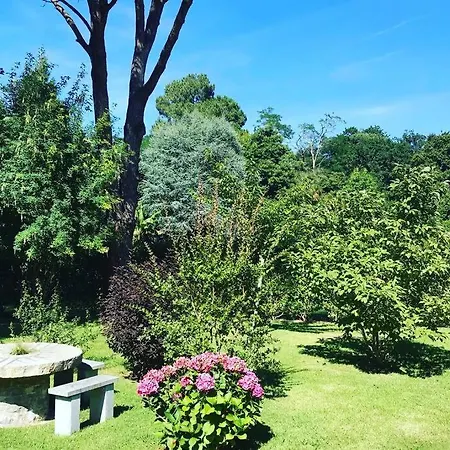 De Charme Parc Fleuri, Arbore Et Piscine A Μπιαρίτζ