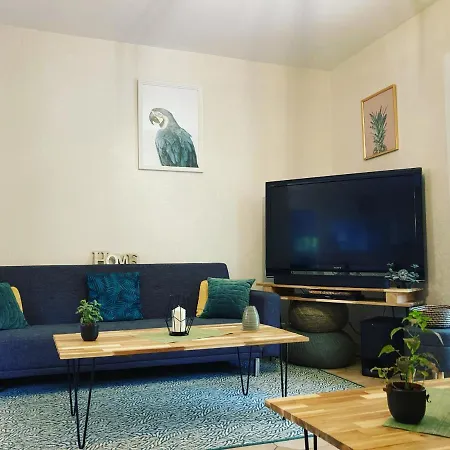 De Charme Parc Fleuri, Arbore Et Piscine A *